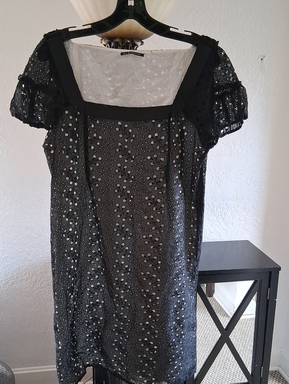 Elie Tahari Black Sheer Lace Square-Neck Puff Sleeve Dress with Eyelets